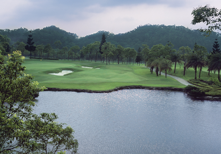 Ta Shee Golf & Country Club Hole #7